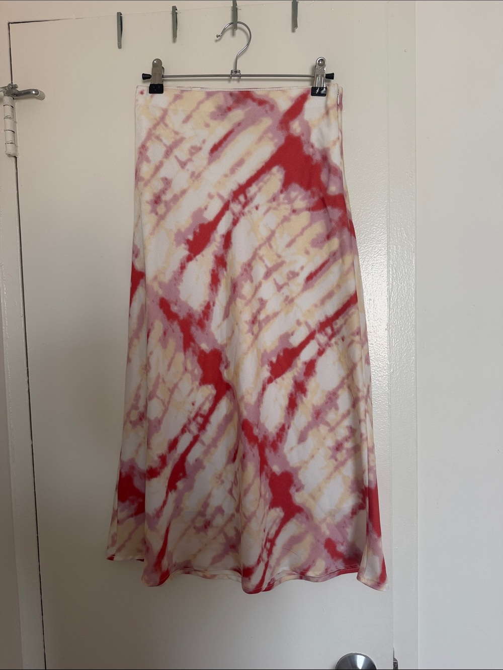 She + Sky Red and Cream Tie-Dye Midi Skirt